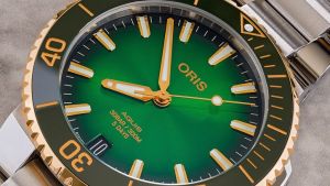 ORIS 0140077696357-0782209PEB